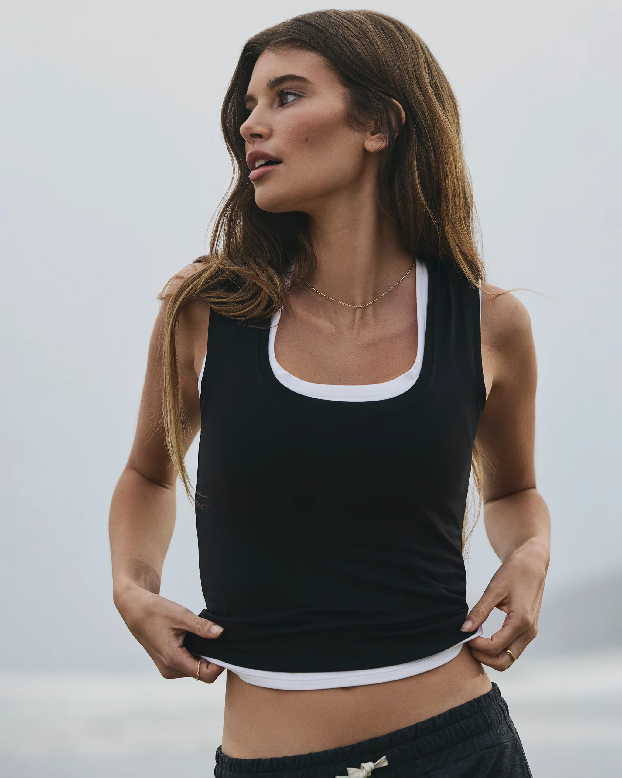 Halo Essential Scoop Tank
